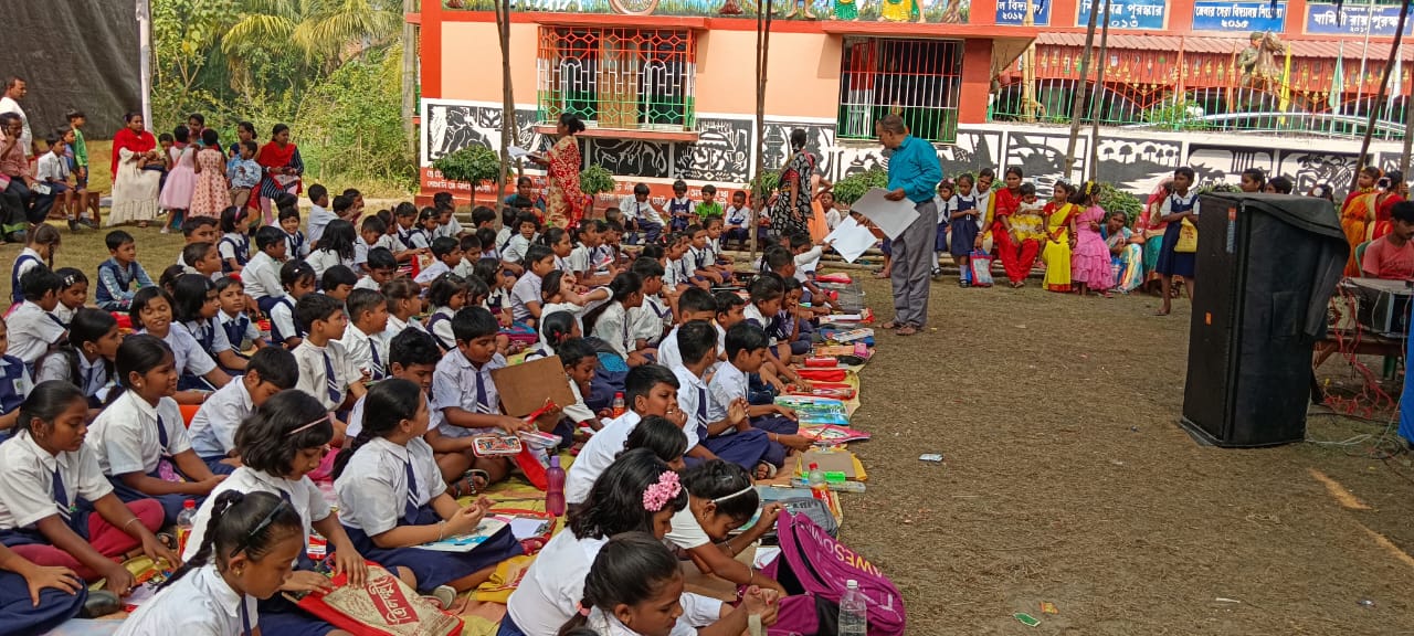 ফলতার প্রাথমিক বিদ্যালয়ে পালিত হলো শিশু দিবস