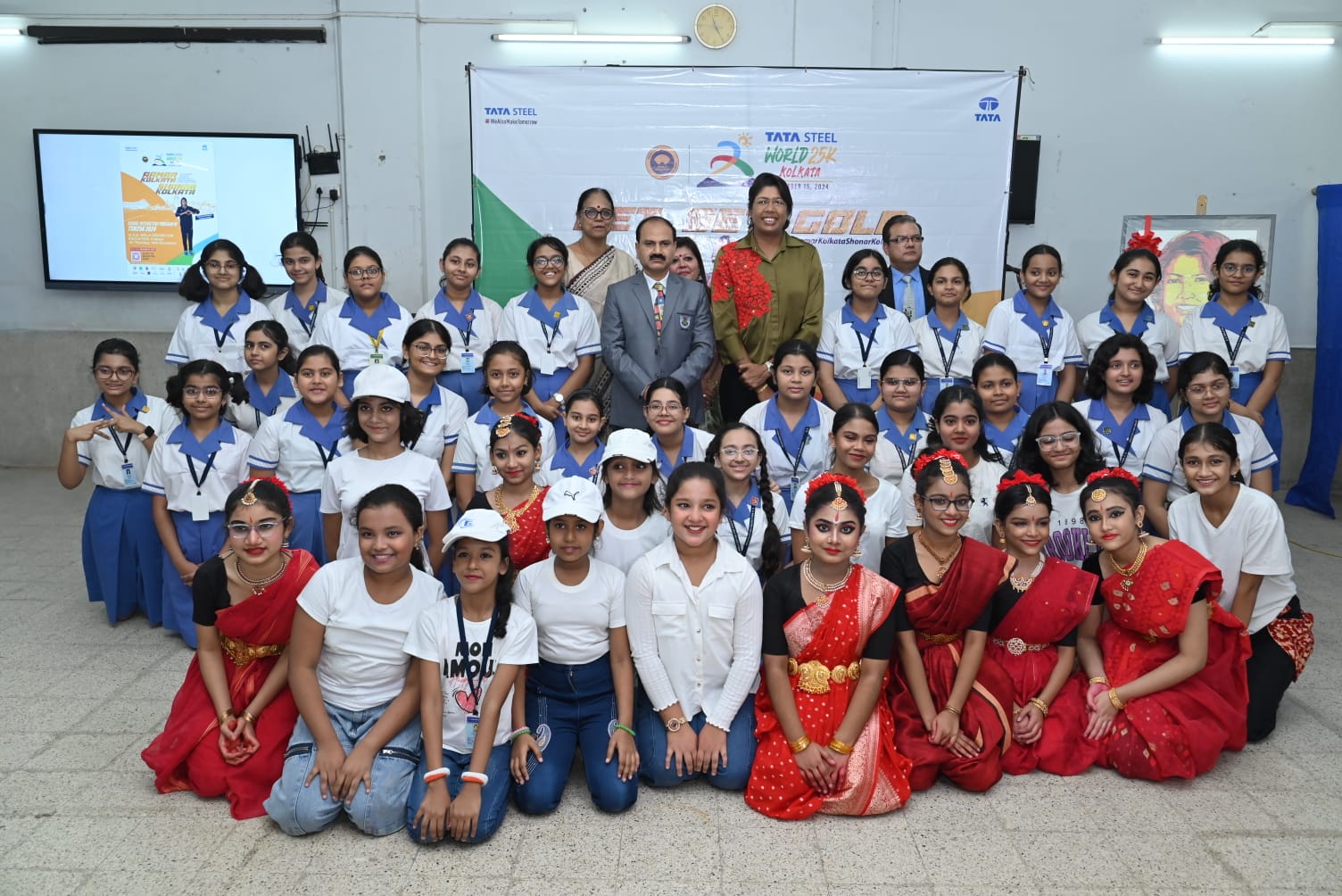 SCHOOL ACTIVATION PROGRAMME OF TSK 25K WITH JHULAN GOSWAMI AT G D Birla Center of Education, Kumar Mangalam Birla School.