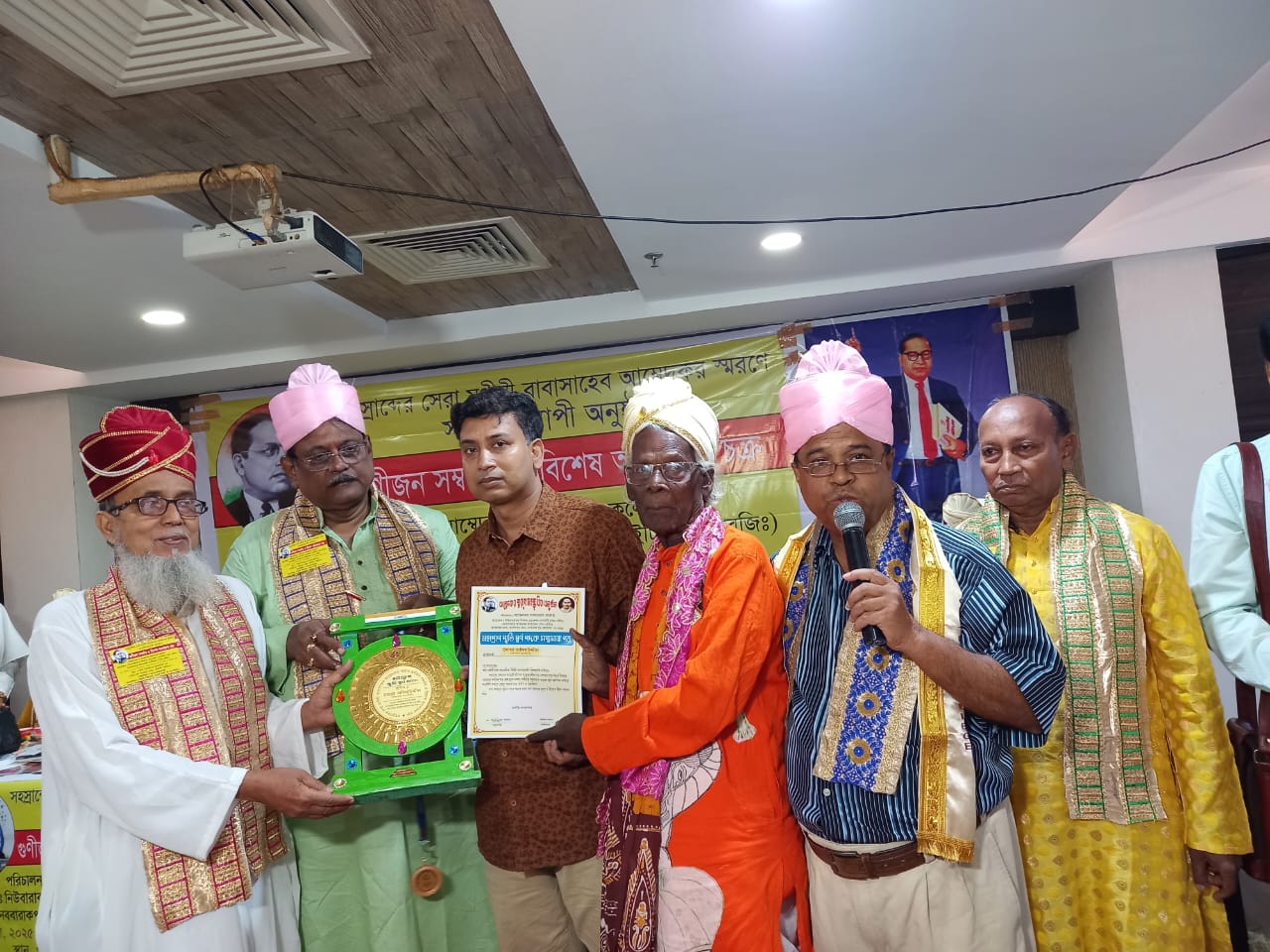 আদালত সাংবাদিকতায় সম্মাননা পেলেন মঙ্গলকোটের সাংবাদিক