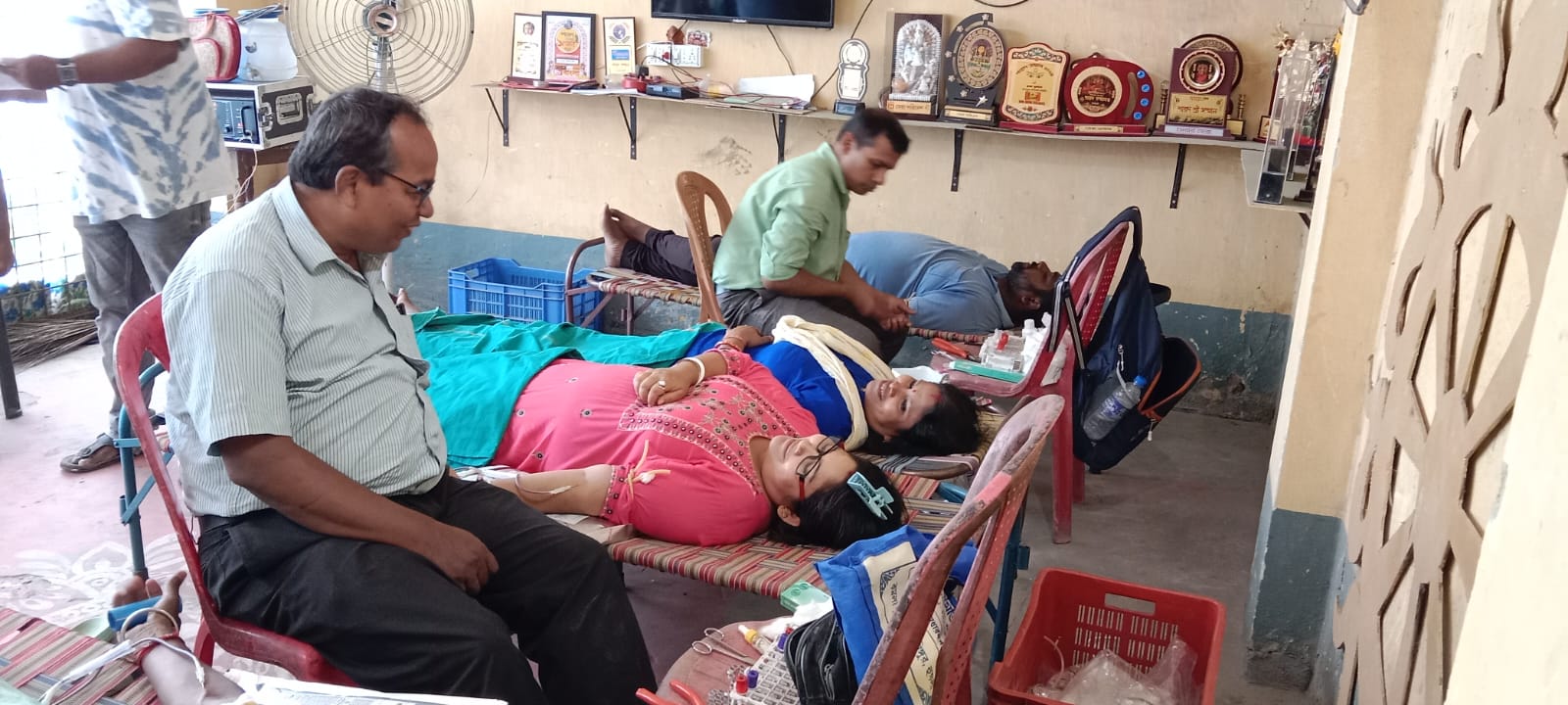 আগরপাড়ায় তারাপুকুর পশ্চিমপল্লী অধিবাসীবৃন্দের অনুষ্ঠান