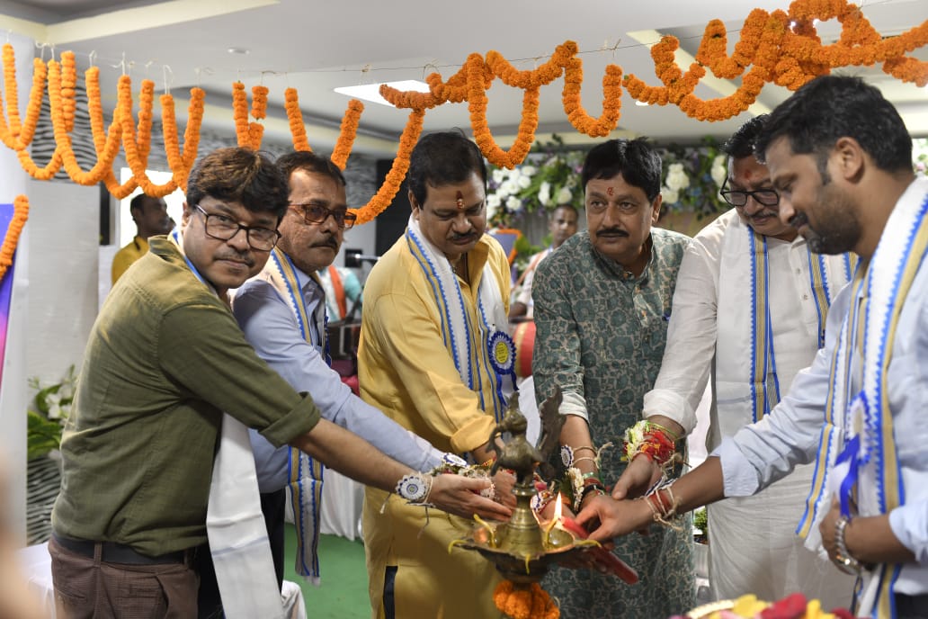 আসানসোলে আয়োজিত হলো লোকশিল্পীদের জন্য কর্মশালা