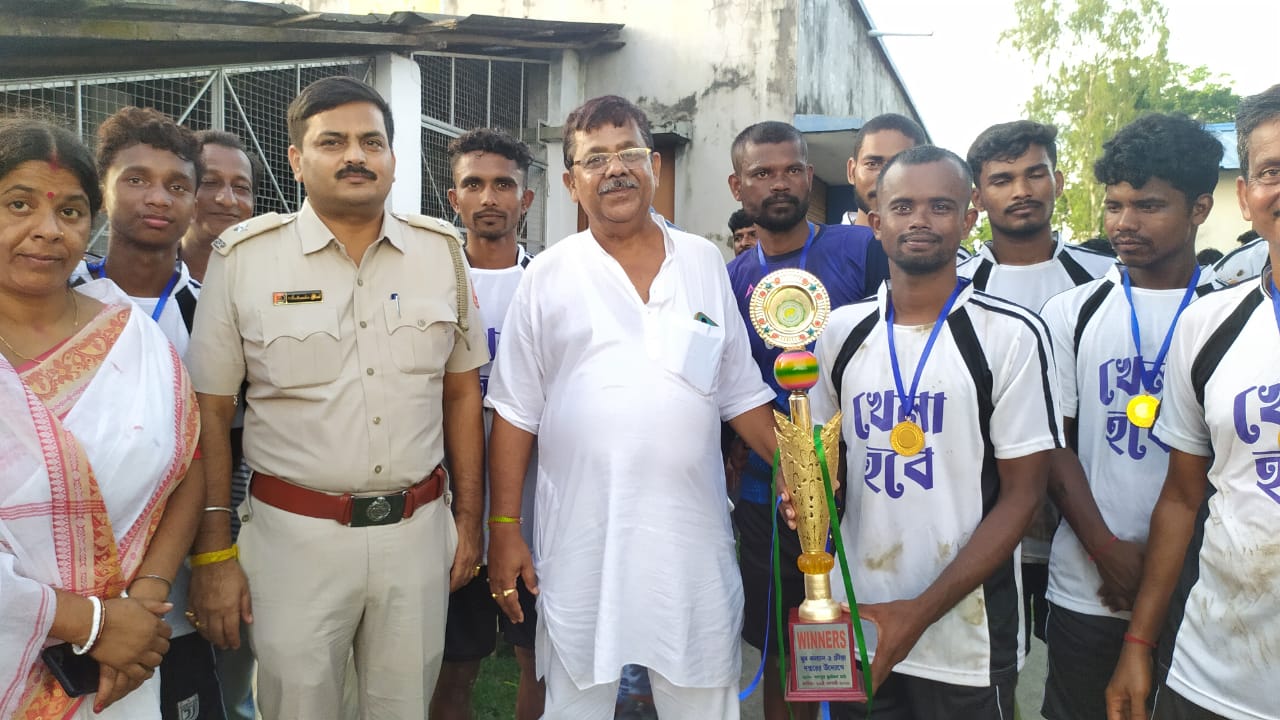‘খেলা হবে দিবস’ পালিত হলো মঙ্গলকোটে