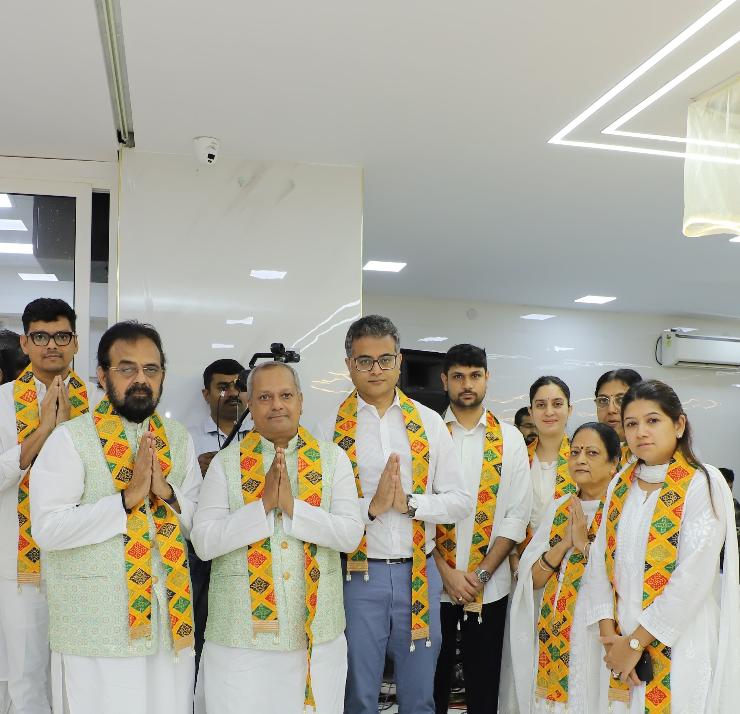 Where Art Meets Inner Peace: Kolkata Hosts ‘Essence of Senses’ A Journey into Spiritual Awakening
