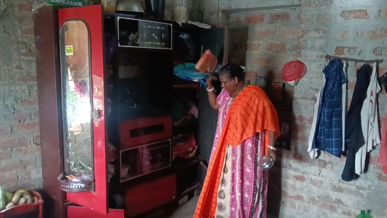 ‘ভিক্ষুক’ চোর ঘিরে চাঞ্চল্য বলগনায়