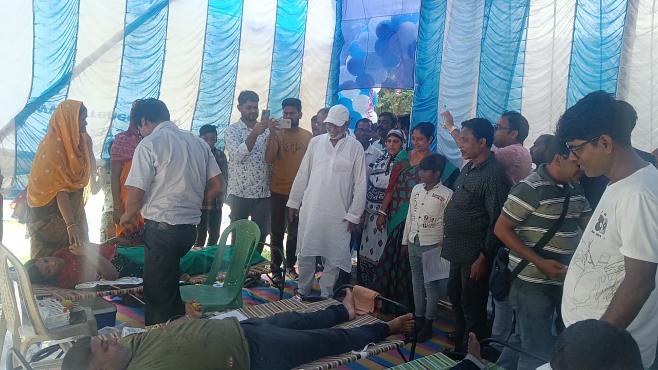 রক্তদান শিবিরে ভাতার বিধায়ক