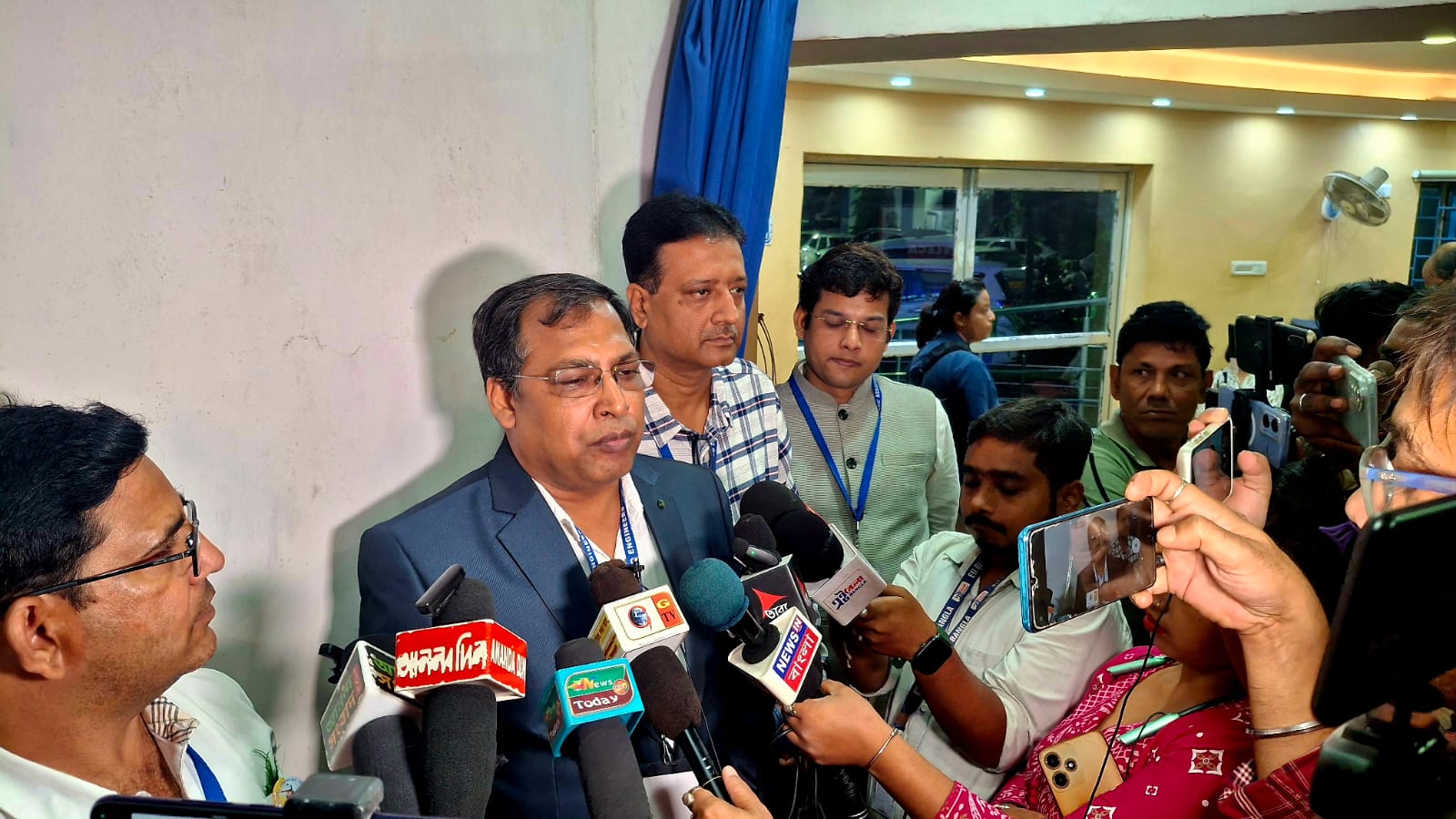 নজরুল মঞ্চে ইঞ্জিনিয়ার্স ডে পালন