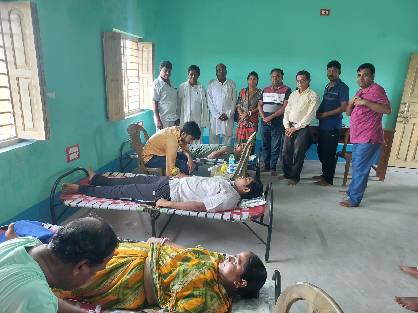 বিবেকানন্দ ইন্টিগ্রেটেড মিশন স্কুলের উদ্যোগে রক্তদান শিবির