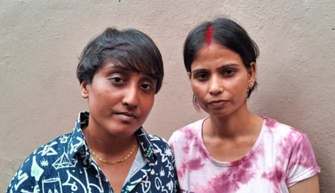 স্বামীদের ছাড়লেন দুই গৃহবধূ নতুন করে ঘর বাঁধলেন দুই সমকামী