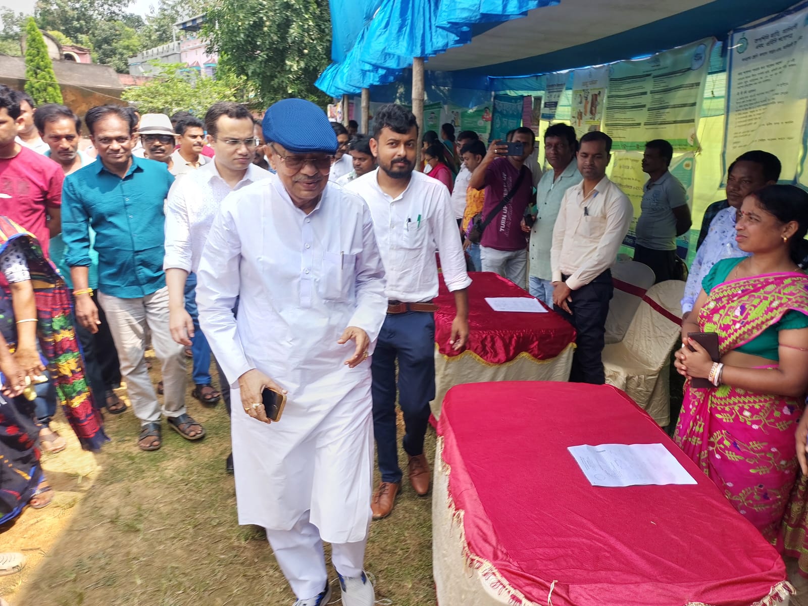 আমাদের পাড়া আমাদের সমাধান শিবিরে হাজির মন্ত্রী অরূপ রায়