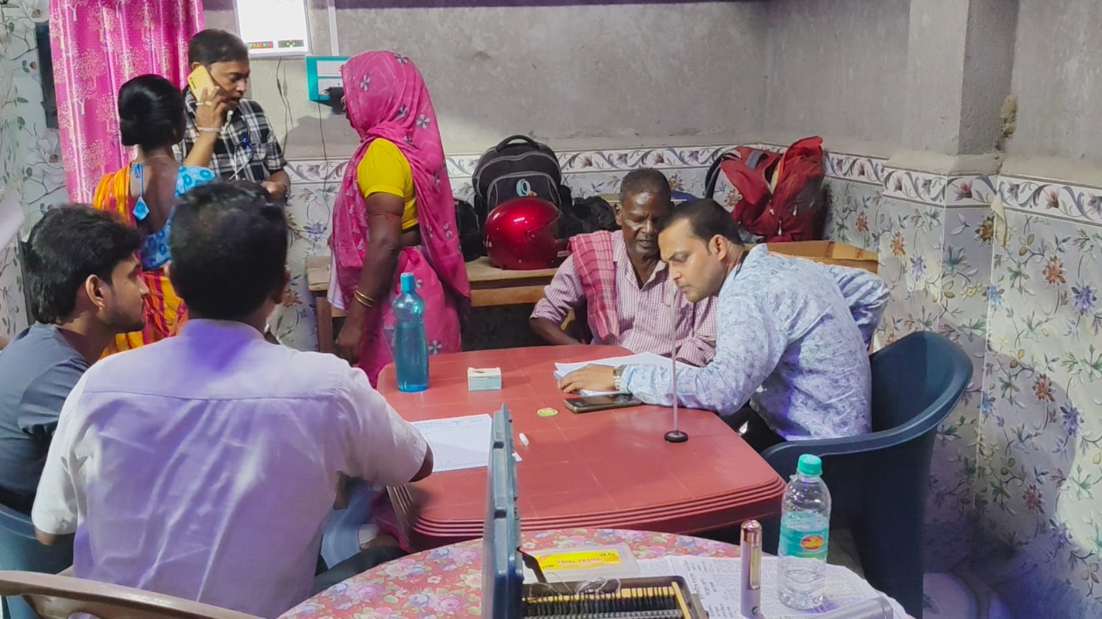 জোহার মারাং বুরু সেবা নিকেতনের স্বাস্থ্য পরীক্ষা ও সচেতনতা সভা