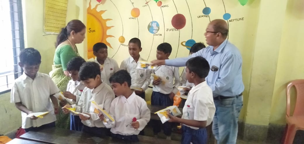 শিশু দিবস পালিত হলো কলকাতার ১৭ নং চক্রে