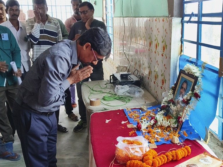 ভাতারে স্মৃতির উদ্দেশ্যে রক্তদান শিবির