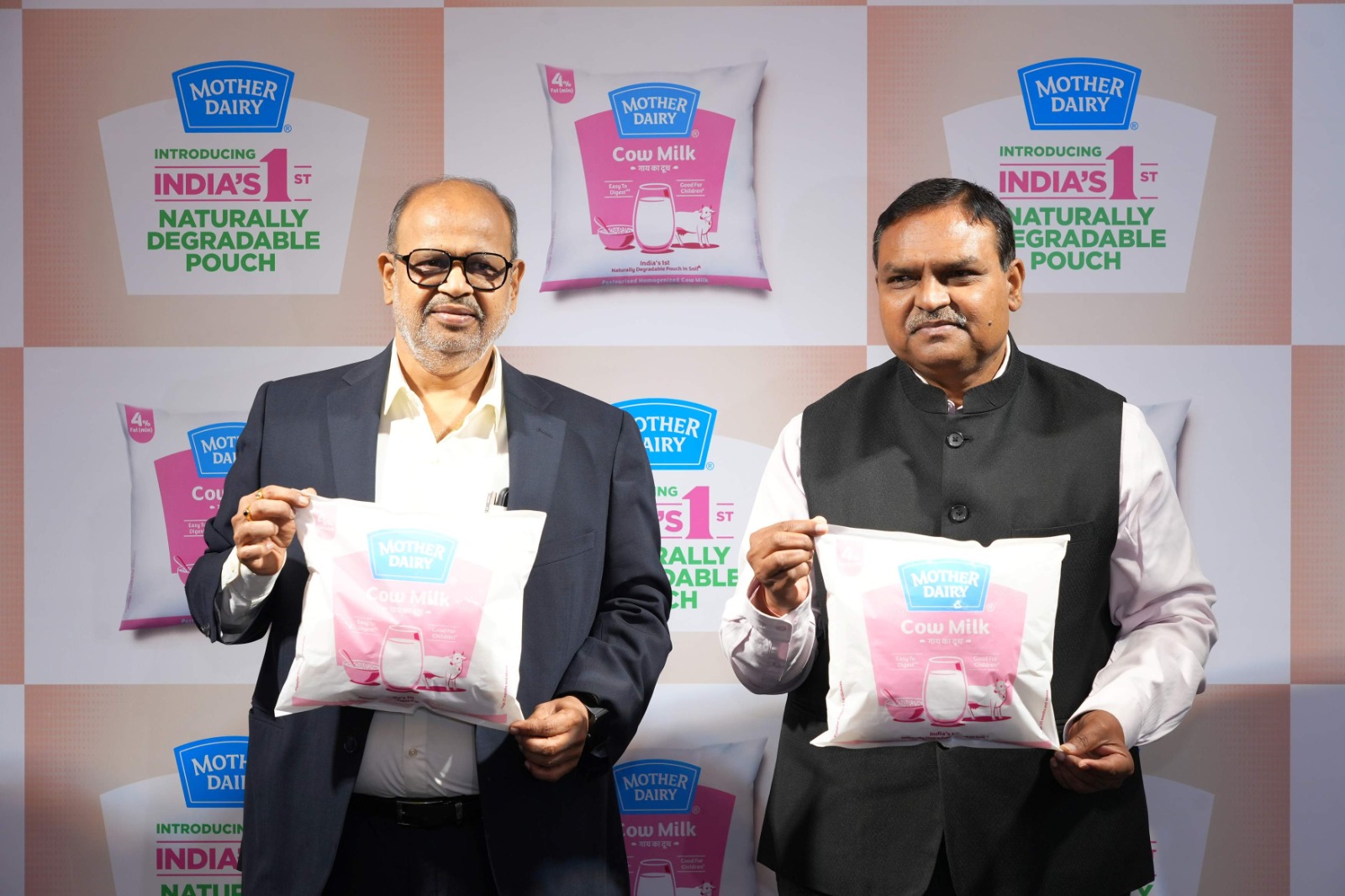 Mother Dairy Unveils India’s FIRST Naturally Degradable Milk Pouch in Soil