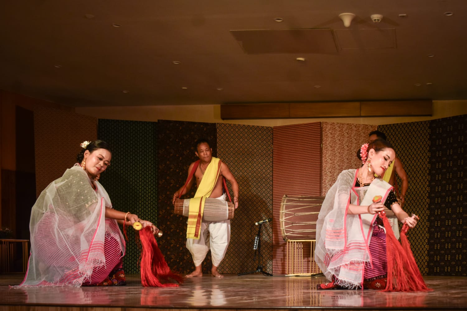 Chhaap Tilak Brings Exquisite Textiles to Kolkata
