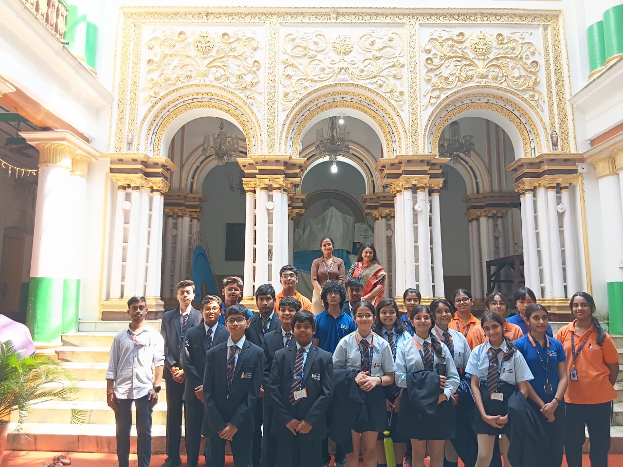 SPK Jain Futuristic Academy Takes Experiential Learning Beyond the Classroom with a Bonedi Bari Heritage Walk to Explore Kolkata’s Durga Puja Traditions and Cultural Legacy