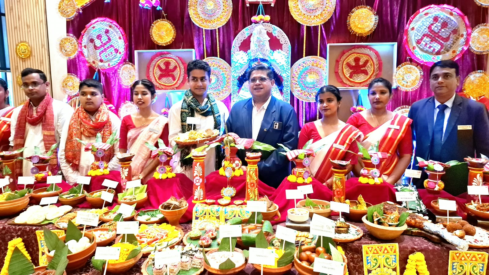 গোল্ডেন টিউলিপ কলকাতায় দুর্গাপূজার বিশেষ ভোজ ‘না না রূপে পূজোর আহার’ ও ‘পূজোর চটকদারি’